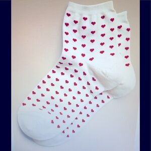 Valentine Heart Socks NWT